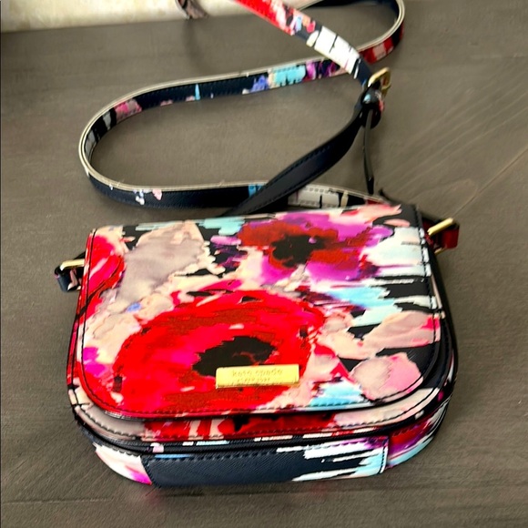 kate spade Handbags - Kate Spade Carsen Laurel Way Printed Crossbody Bag WKRU4141 BLURRY FLORAL